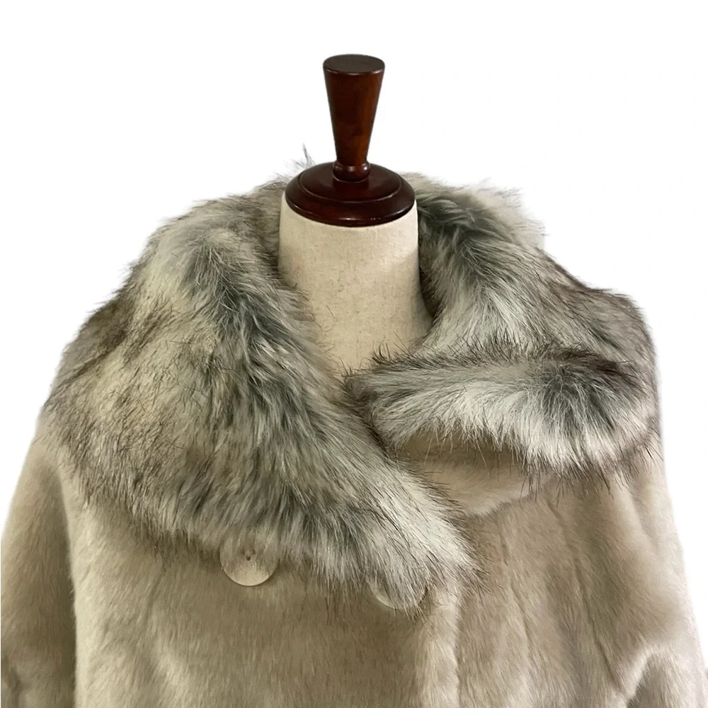 EMERSON FRY TUCKERNUCK Edie Faux Fur Coat New Without Tags - Picture 4 of 16